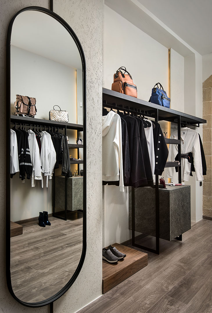 Mozzafiato art and fashion store